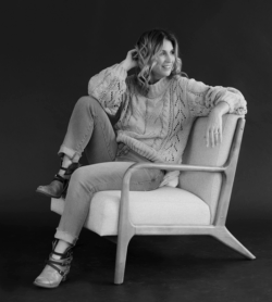 Colleen Bousman studio photoshoot